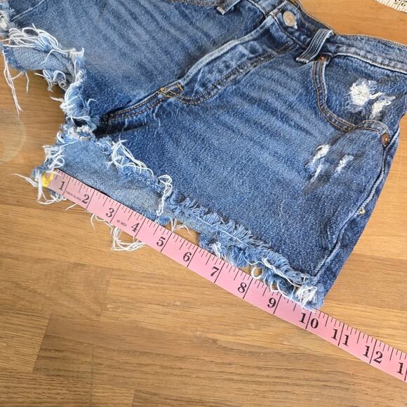 Levi’s 501 Dark Wash Jean Short – Worn-In Wash / Raw Hem, Size 25 - Picture 12 of 12